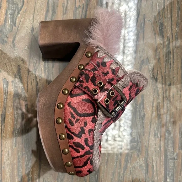 Mou Pink Leopard Print Women's heeled clogs - Picture 2 of 5